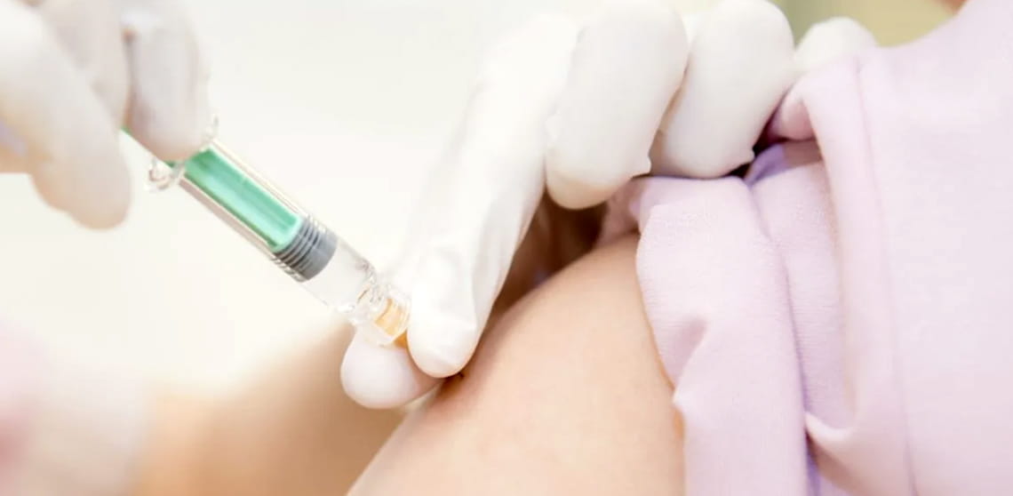 Вакцинация от кори вакцинами Вактривир и Тривэйд